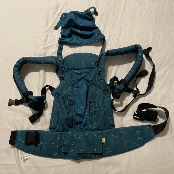 Tula Classic Explore Mesh Carrier in Blue Contellation - Picture 2 of 9